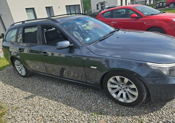 BMW Seria 5 cena 26000 przebieg: 269000, rok produkcji 2008 z Biała małe 154